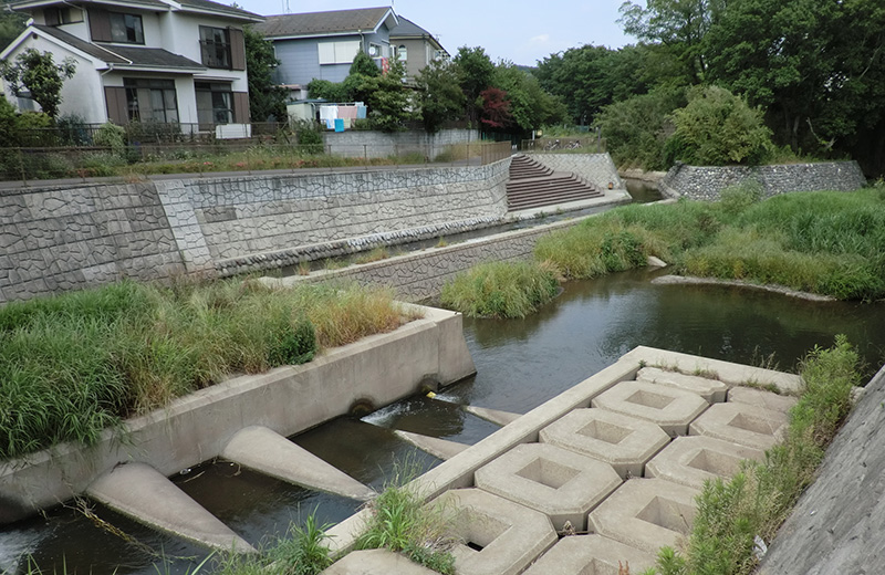 東京都　鶴見川整備に伴う詳細設計